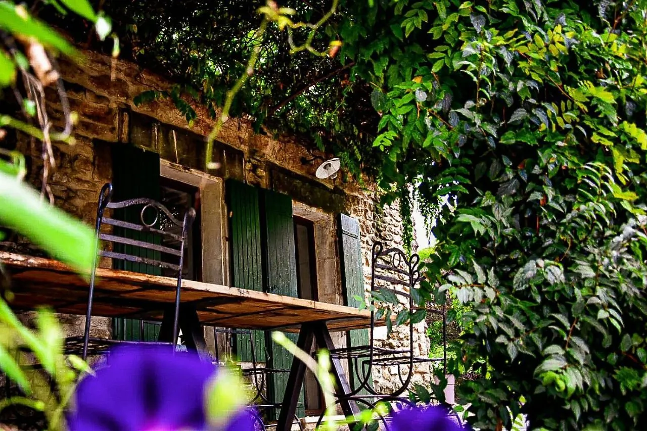 *****  Mas La Pomarede Bed & Breakfast Robion en Luberon France