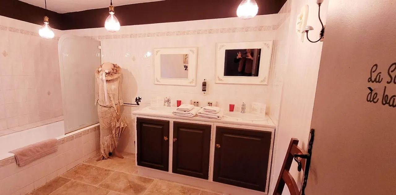 Mas La Pomarede Bed & Breakfast Robion en Luberon